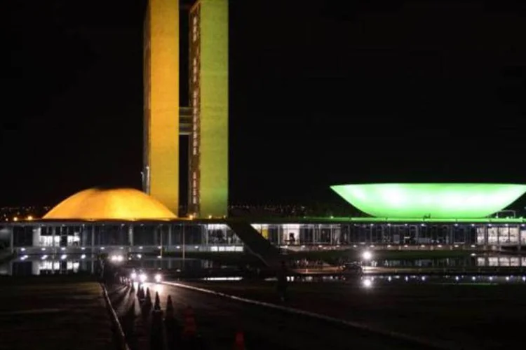 
	Congresso Nacional: pela lei, presidentes da C&acirc;mara e Senado n&atilde;o precisam renunciar ao mandato enquanto n&atilde;o forem condenados
 (Valter Campanato/Agência Brasil)
