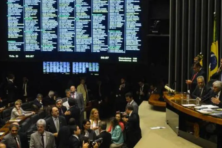 
	Na tentativa de melhorar qu&oacute;rum, presidente do Congresso chegou a suspender sess&atilde;o
 (José Cruz/Agência Brasil)