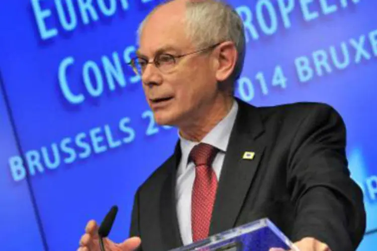 
	Van Rompuy: UE est&aacute; preparada para revisar total ou parcialmente agenda de san&ccedil;&otilde;es, diz
 (Georges Gobet/AFP)