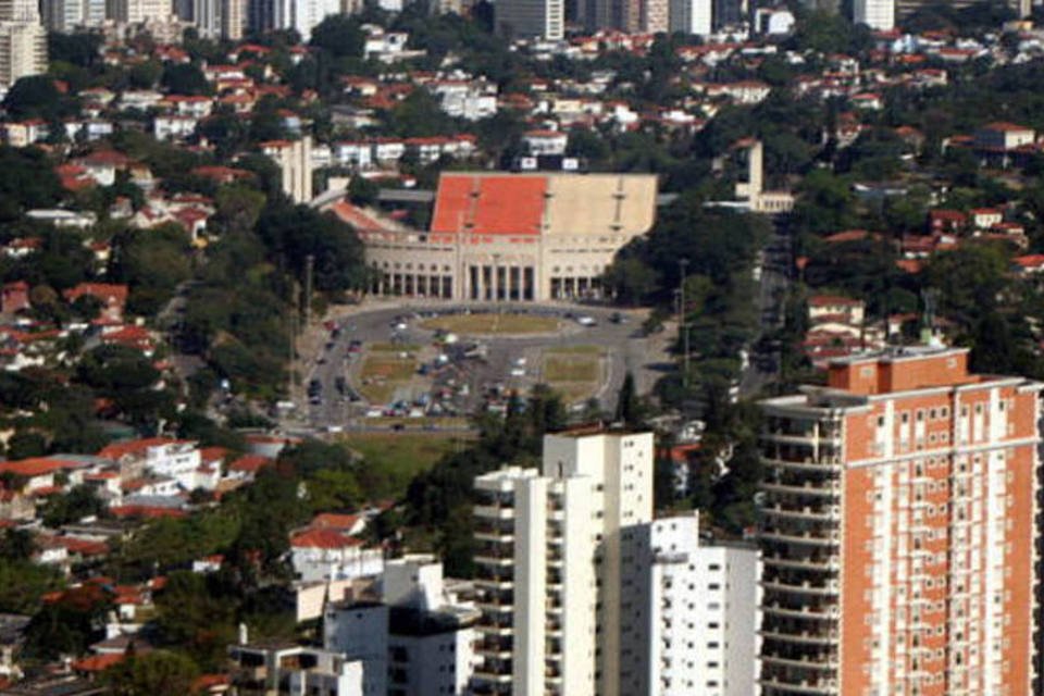 
	Bairro do Pacaembu, em S&atilde;o Paulo: casas vazias &agrave; venda e apartamentos mais baratos
 (Ana Paula Hirama/Wikimedia Commons)