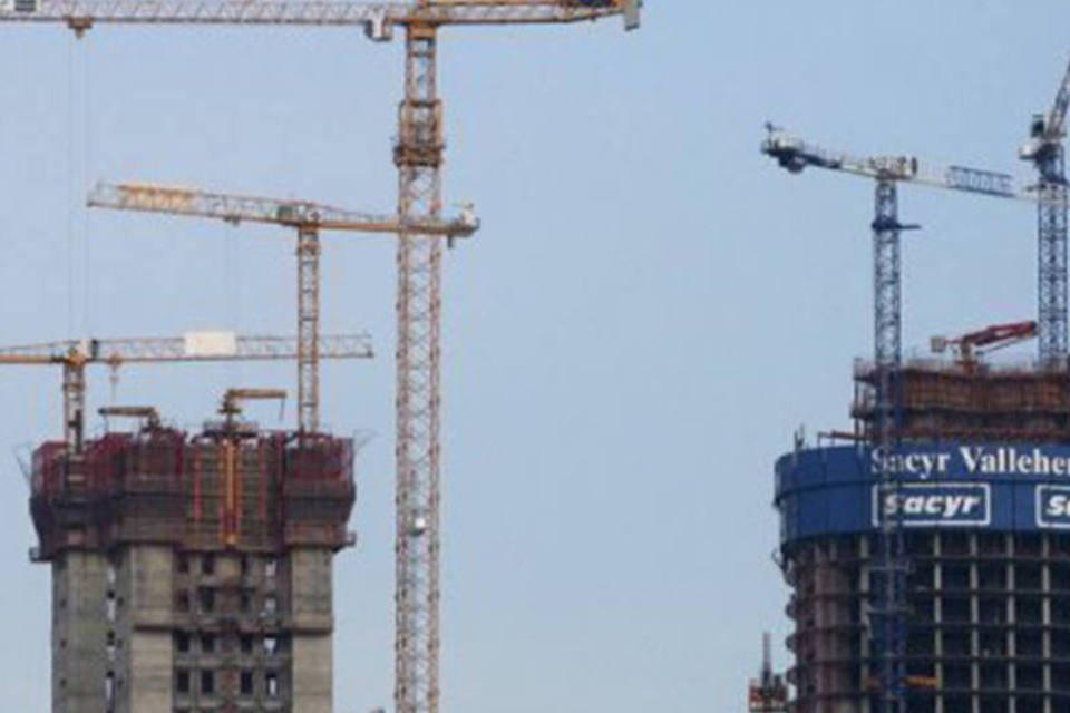 Após euforia, setor imobiliário patina na baixa renda