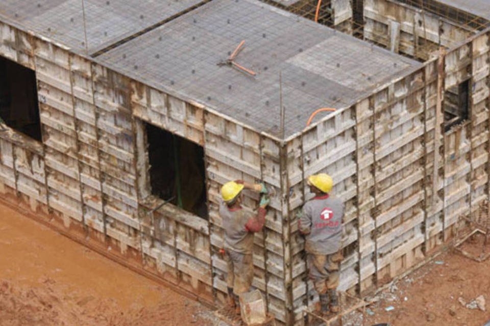 Demanda por IPO da Tenda indica preço no piso da faixa estimada