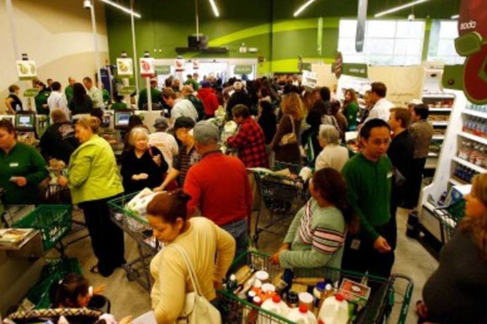 Pessimismo dos consumidores atinge maior nível desde 2001