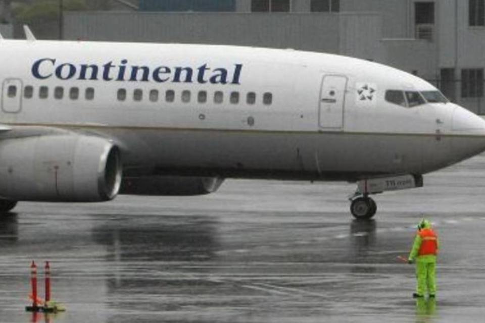 Continental negocia fusão com United