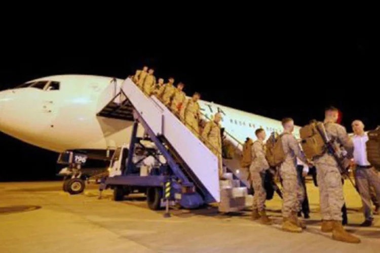 Primeiro contingente de marines americanos destinados à Austrália chega à base de Darwin: país da Oceania descarta base naval americana em seu território (Christopher Dickson/AFP)