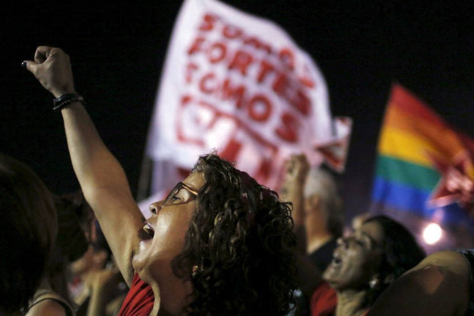 Dilma e Lula vão visitar manifestantes em Brasília