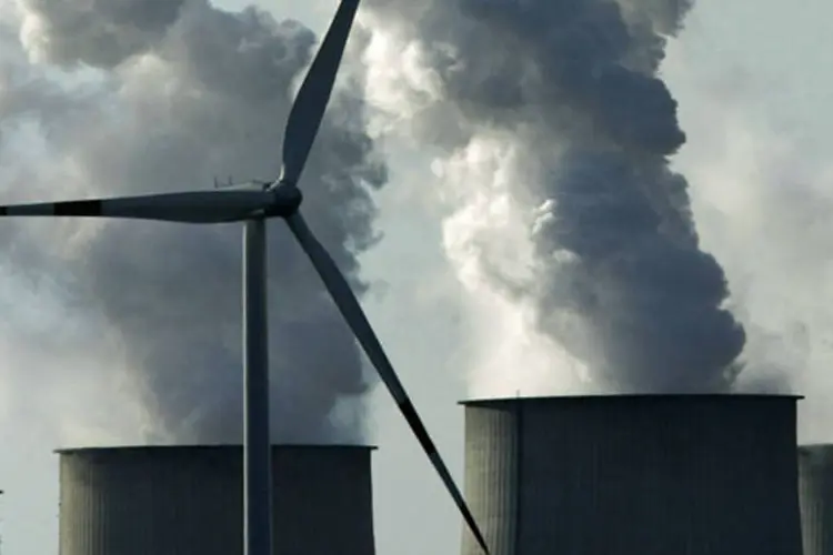 Constrate: aumento do uso de fontes fósseis, como carvão, anula benefícios das renováveis (Getty Images)