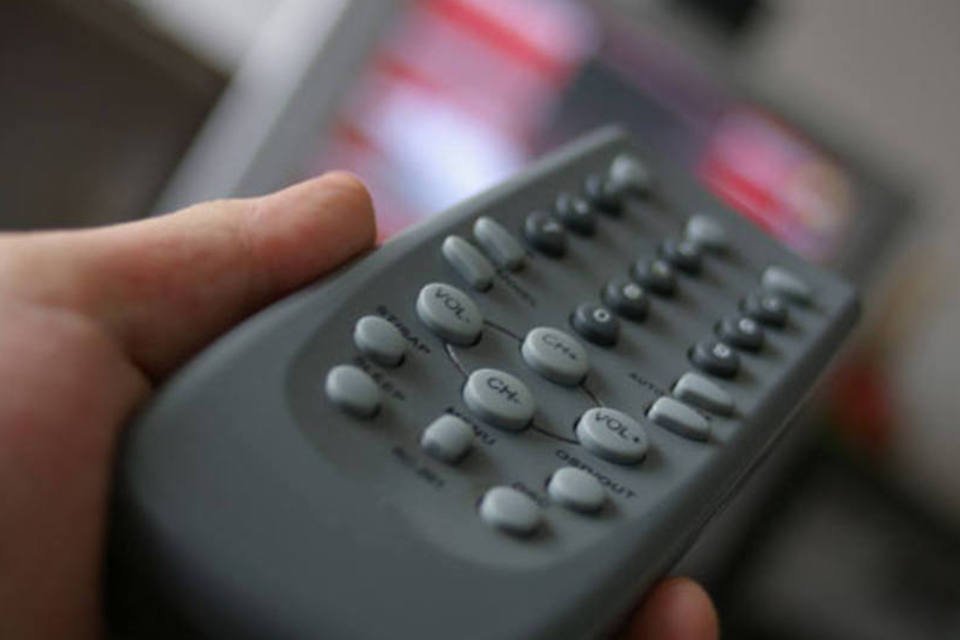 Anatel abre consulta sobre distribuição de canais de TV