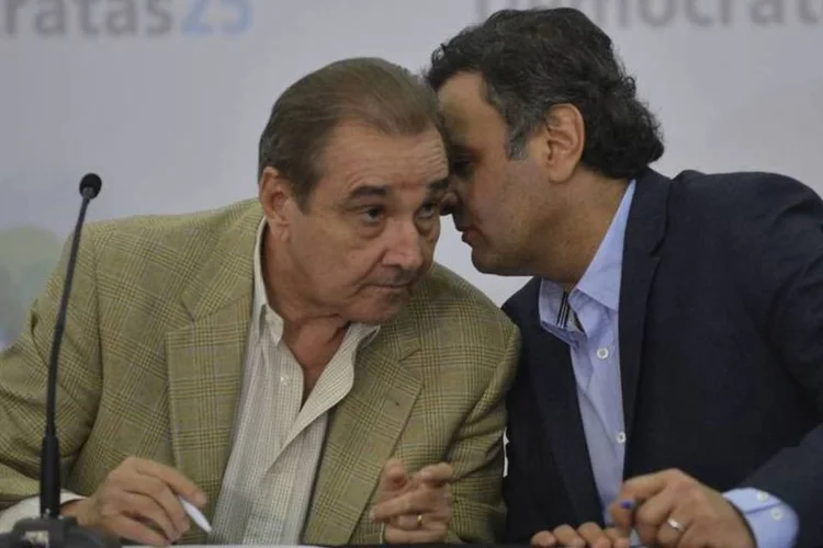 
	Agripino Maia e A&eacute;cio: coordenador sinalizou poss&iacute;vel apoio &agrave; Marina caso A&eacute;cio n&atilde;o chegue ao 2&ordm; turno
 (Fabio Rodrigues Pozzebom/Agência Brasil)