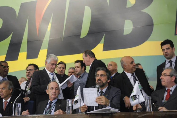
	Conven&ccedil;&atilde;o nacional do PMDB, realizada no Audit&oacute;rio Petr&ocirc;nio Portela
 (José Cruz/Agência Senado)