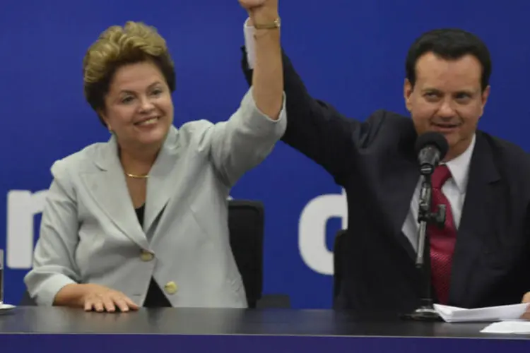 Presidente Dilma participa da convenção nacional do PSD, em São Paulo (Elza Fiuza/Agência Brasil)