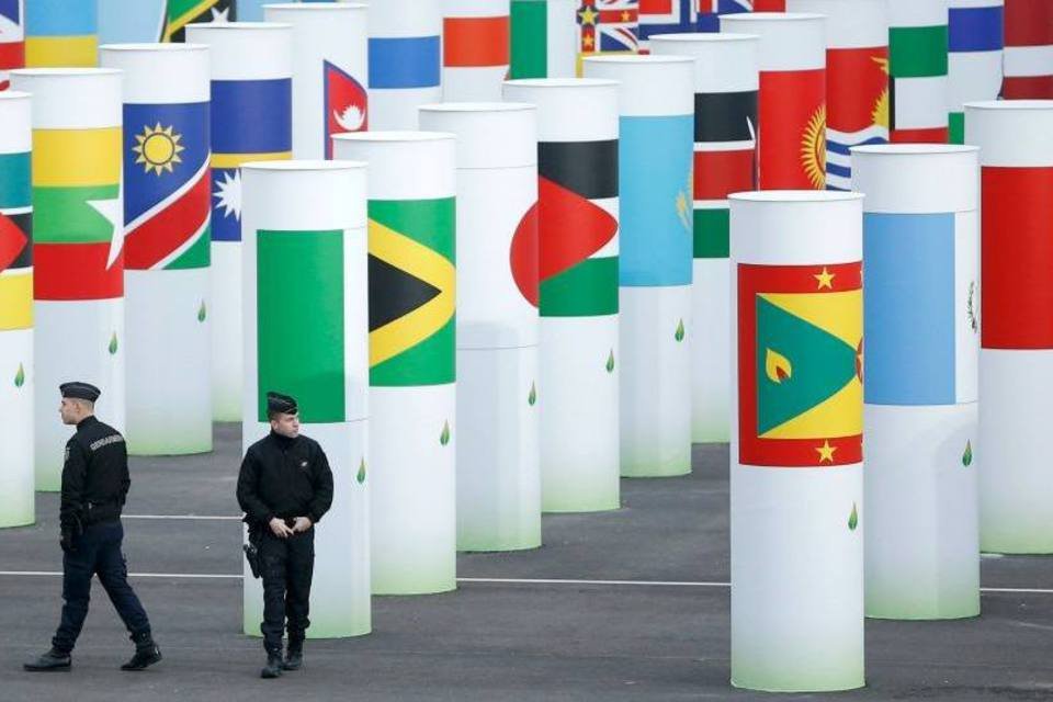 Após impulso de líderes mundiais, começam negociações na COP