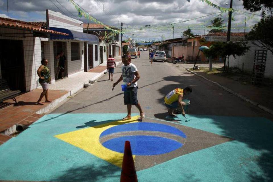 Estado de bem-estar após 1989 levou a problema fiscal