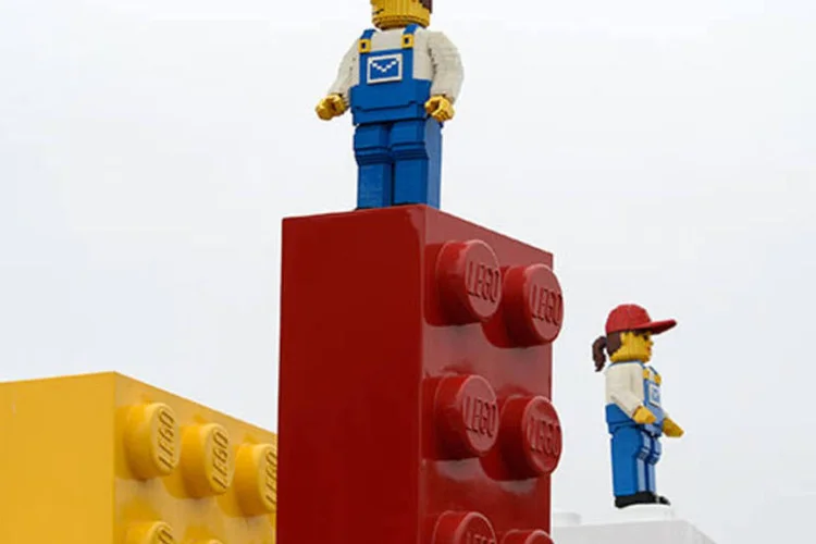 
	Bonecos Lego: v&aacute;rios kits podem ser encontrados no site
 (Kevork Djansezian/Getty Images)