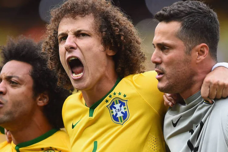 
	Sele&ccedil;&atilde;o brasileira: David Luiz vibra durante execu&ccedil;&atilde;o do hino nacional
 (Laurence Griffiths/Getty Images)