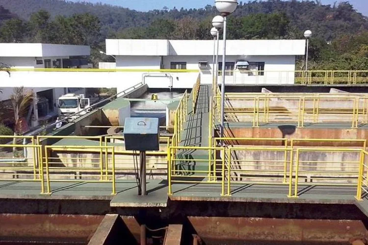
	Esta&ccedil;&atilde;o de tratamento de &aacute;gua da Copasa, em Coronel Fabriciano
 (Wikimedia Commons)