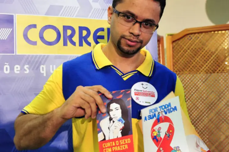 Correios lançam a campanha Correios contra AIDS: para o secretário de Vigilância em Saúde do Ministério da Saúde, Jarbas Barbosa, a campanha é importante em razão da capilaridade dos Correios. (Agência Brasil)