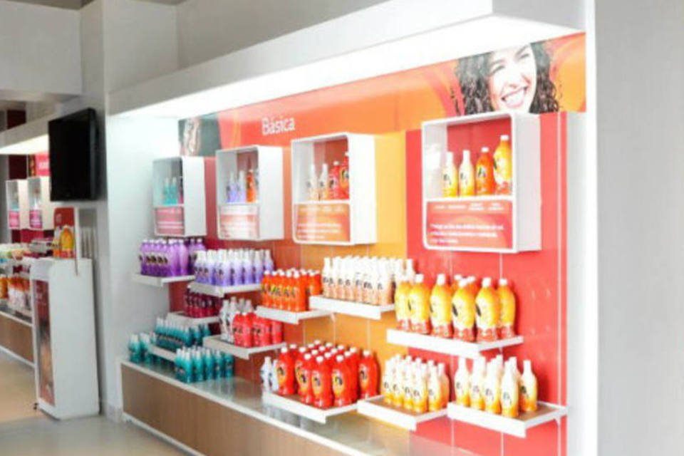 
	Linha de cosm&eacute;ticos Beleza Natural: no in&iacute;cio deste m&ecirc;s, a GP Investiments havia anunciado a compra de 33% de participa&ccedil;&atilde;o na empresa de servi&ccedil;os de est&eacute;tica por R$70 milh&otilde;es
 (Divulgação)