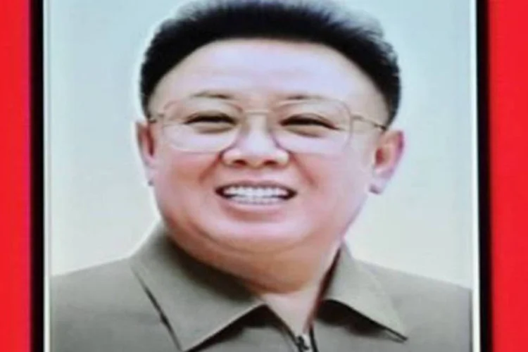A Alemanha pediu ainda que os novos dirigentes do país 'interrompam o programa nuclear' iniciado por Kim Jong-il (North Korean TV/AFP)