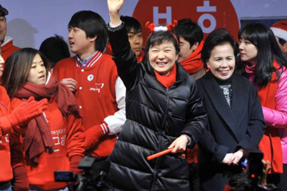 Coreia do Sul encerra conflituoso 2012 com nova presidente