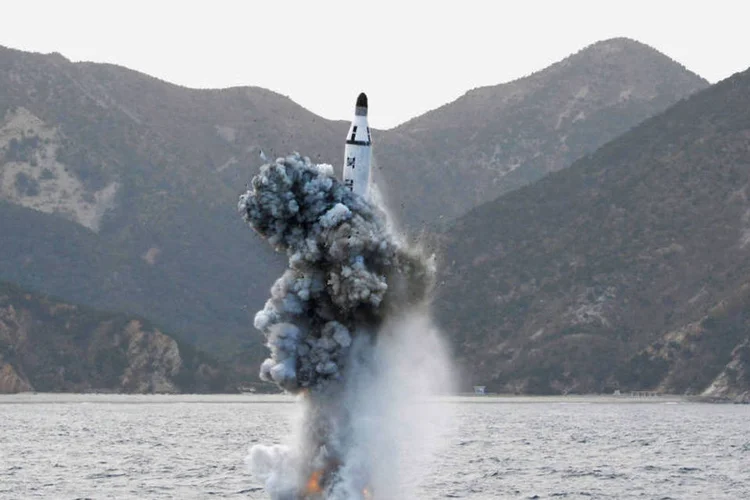 
	M&iacute;ssil: &quot;o Brasil considera inaceit&aacute;vel que arsenais at&ocirc;micos continuem desempenhando um papel importante em doutrinas militares&quot;, afirmou a Chancelaria
 (KCNA / Reuters)