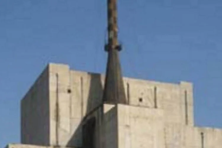 
	Centro de Pesquisa Nuclear em Yongbyon: fotografias mostram instala&ccedil;&otilde;es no centro que forneceriam combust&iacute;vel ao reator principal de 5 megawatts, segundo especialistas
 (Wikimedia Commons)