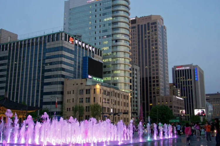 
	Coreia do Sul: a preocupa&ccedil;&atilde;o com poss&iacute;veis ciberataques da Coreia do Norte tem a aten&ccedil;&atilde;o mundial desde a invas&atilde;o de computadores da Sony Pictures
 (Marlo Sanchez Prada/Flickr/Creative Commons)