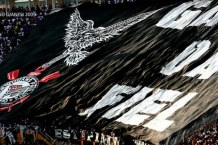 Corinthians: a decisão inclui ainda a proibição da exibição faixas, cartazes ou vestimentas (Wikimedia Commons)