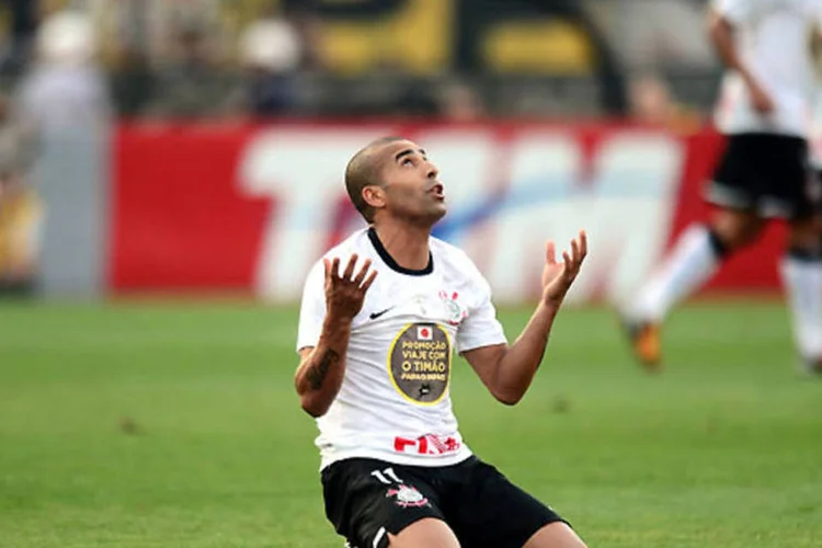 
	Emerson Sheik: segundo procuradora, h&aacute; &quot;fatos at&iacute;picos&quot; na negocia&ccedil;&atilde;o do carro importado que indicam que se tratou de contrabando&nbsp;
 (RENATO PIZZUTTO)