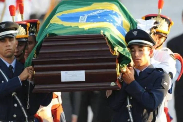 Corpo de José de Alencar: missa de sétimo dia relembrou sua luta contra o câncer (Marcello Casal Jr/ABr)