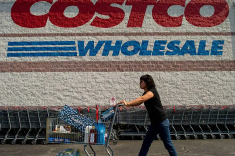 Costco: lucro da empresa recuou para 463 milhões de dólares, ou 1,05 dólar por ação, para as 12 semanas encerradas em 16 de fevereiro, ante 547 milhões de dólares um ano antes (Ron Antonelli/Bloomberg)