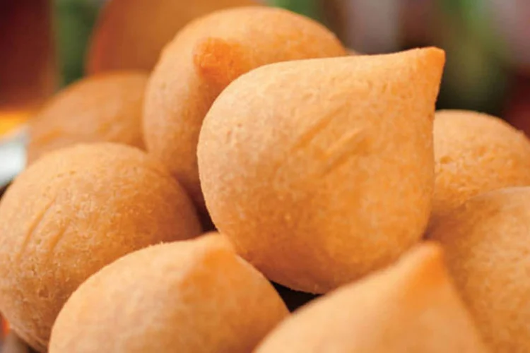 
	Coxinhas: proibi&ccedil;&atilde;o de alimentos cal&oacute;ricos faz parte dos est&iacute;mulos &agrave; nutri&ccedil;&atilde;o ben&eacute;fica para a sa&uacute;de promovidos pelo governo local
 (Ligia Skowronski / Veja)