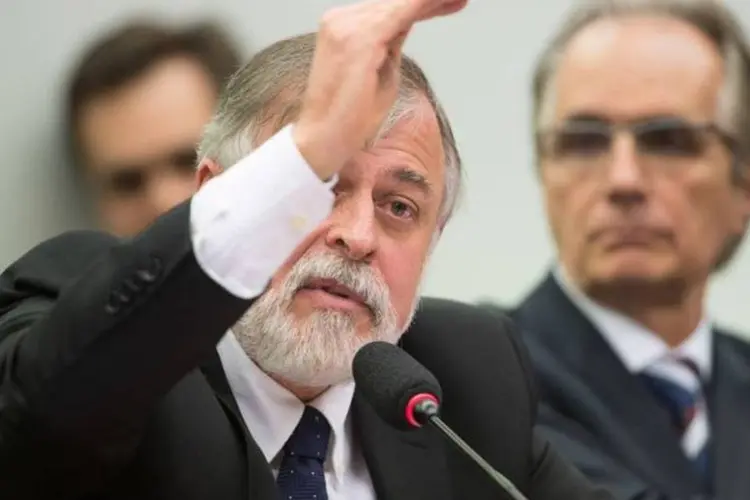 
	CPI da Petrobras ouve ex-diretor da estatal: segundo Costa, ele nunca falou sobre esquema de corrup&ccedil;&atilde;o com o ex-presidente Lula da Silva e com sua sucessora, Dilma Rousseff
 (Marcelo Camargo/Agência Brasil)