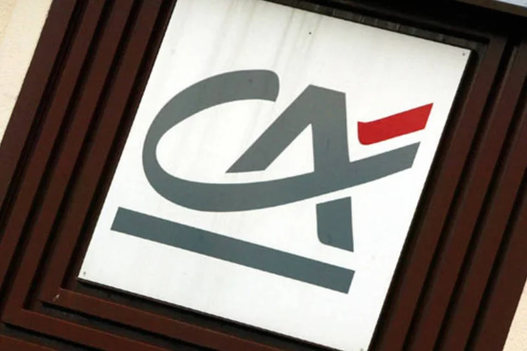 
	Logo do banco franc&ecirc;s Cr&eacute;dit Agricole: programa de cortes de empregos n&atilde;o ser&aacute; inclu&iacute;do no plano, que surge ap&oacute;s o banco demitir 1.750 funcion&aacute;rios no ano passado
 (Pascal Le Segretain/Getty Images)