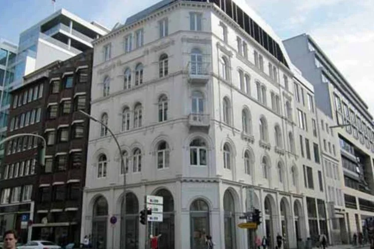 
	Credit Suisse: UBS e Credit Suisse, os dois bancos mais importantes da Su&iacute;&ccedil;a, o Banco Cantonal de Zurique e o Julius Baer ser&atilde;o investigados
 (Wikimedia Commons)