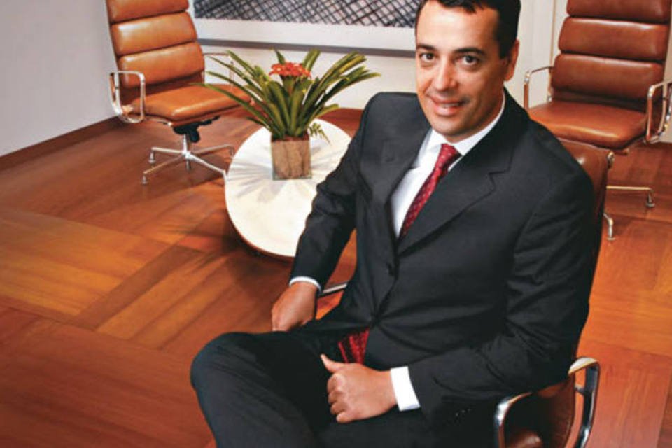 Fundos buscam oportunidades em empresas em crise
