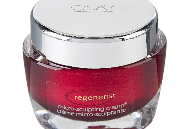 Ocasião será marcada pelo lançamento do Regenerist Micro-Sculpting Serum, que promete regenerar a aparência da pele em cinco dias de uso (Divulgação)
