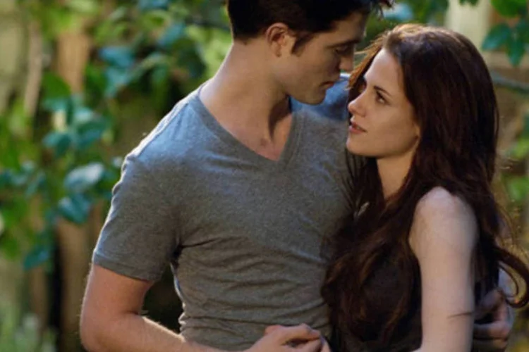 
	Filme &quot;A Saga Crep&uacute;sculo - Amanhecer: Parte 2&quot;:&nbsp;cap&iacute;tulo final da s&eacute;rie de vampiros adolescentes conquistou 11 nomea&ccedil;&otilde;es
 (Divulgação)