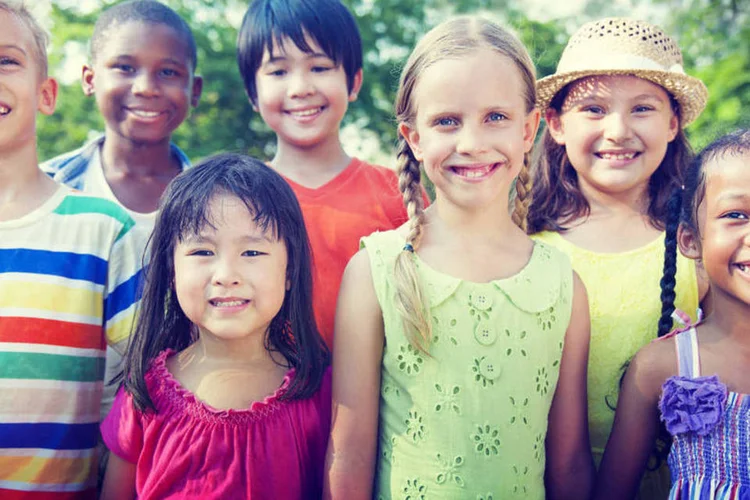 Um raio-x da vida de crianças e adolescentes (Thinkstock)