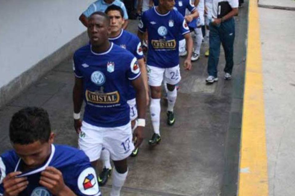 Peru anuncia medidas reduzir violência nos estádios