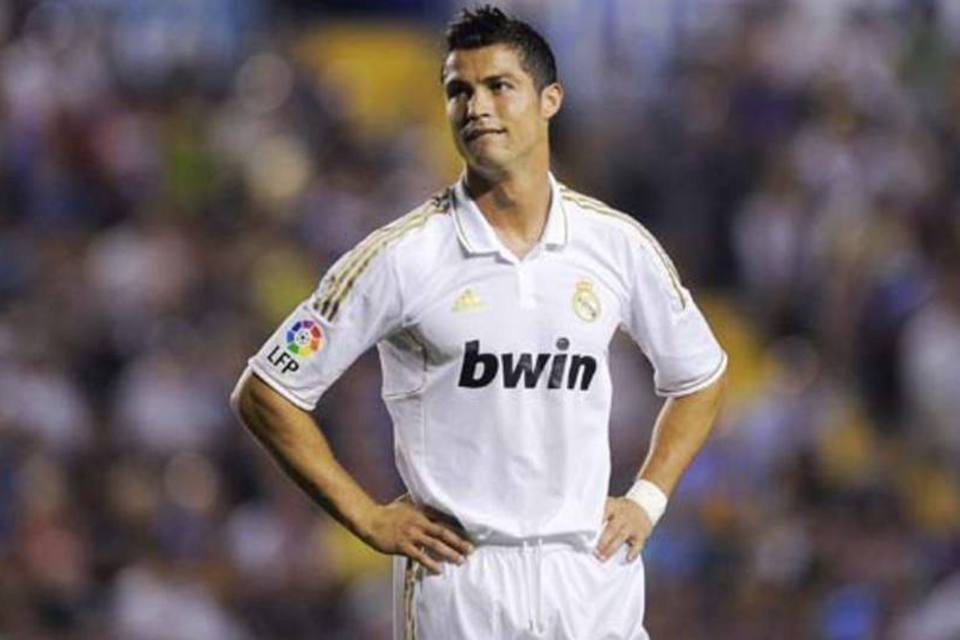 Paróquia leiloa imagem de Cristiano Ronaldo
