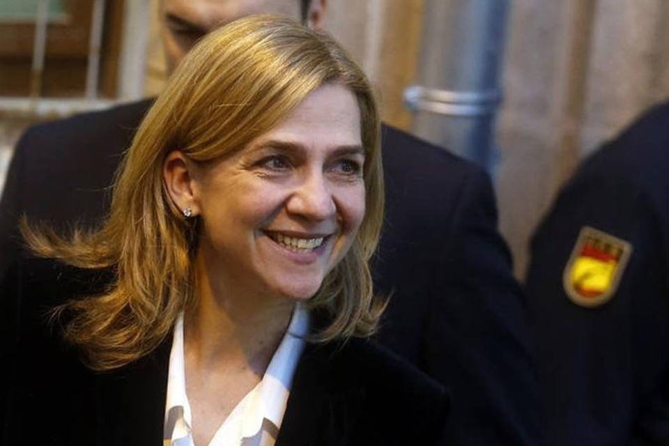 Corte da Espanha mantém acusação de fraude contra princesa
