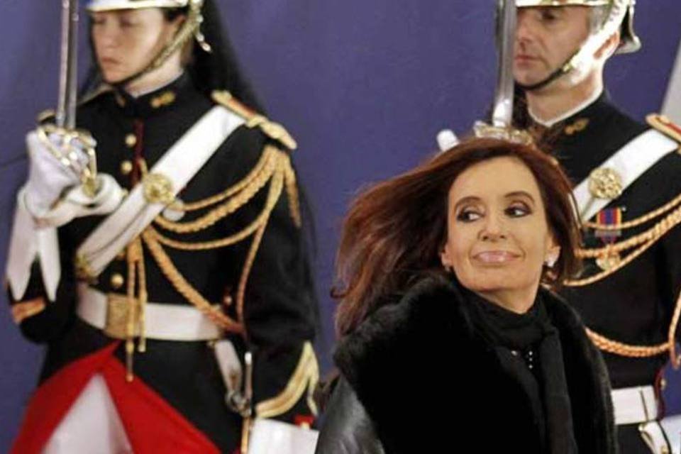 Presidente argentina encabeça ato central pelos 30 anos da guerra das Malvinas
