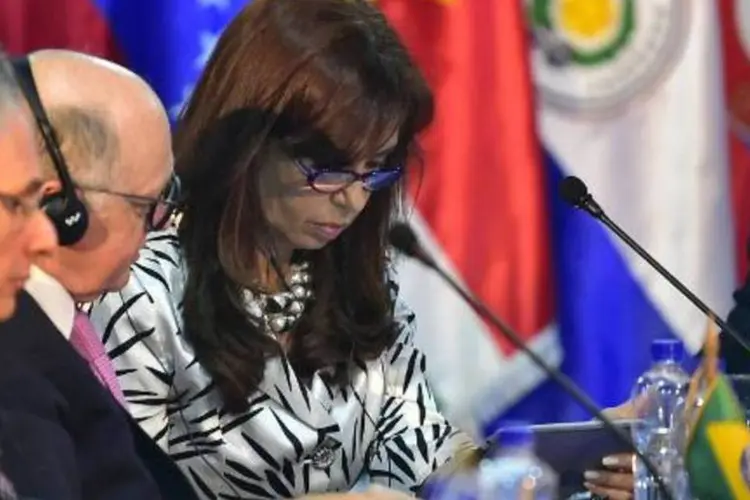 Cristina Kirchner: segundo o documento aprovado, poderão ser expulsos os estrangeiros considerados pegos em flagrante na comissão de crimes cuja pena for menor que três anos de prisão (Rodrigo Buendia/AFP)