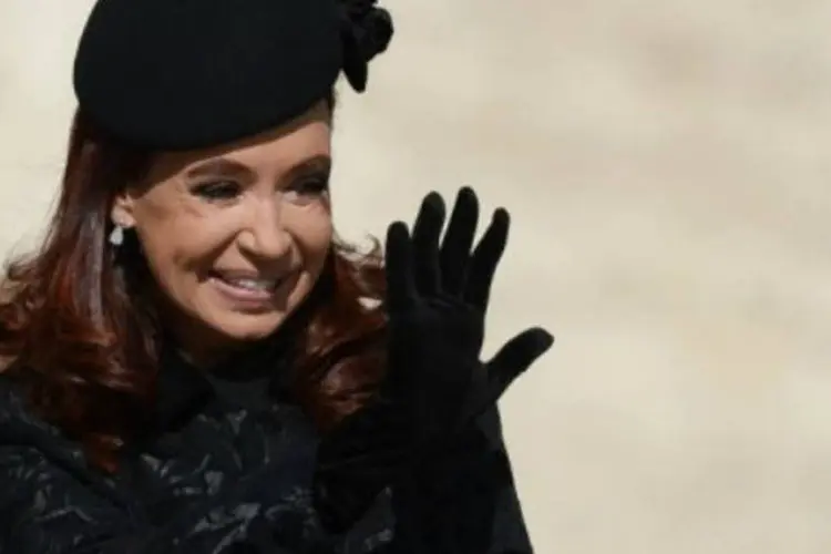 
	Cristina Kirchner: manifesta&ccedil;&atilde;o apoia&nbsp;a presidente, que se recupera de cirurgia para retirar hematoma da cabe&ccedil;a, a exatamente dez dias das elei&ccedil;&otilde;es legislativas no pa&iacute;s
 (AFP)