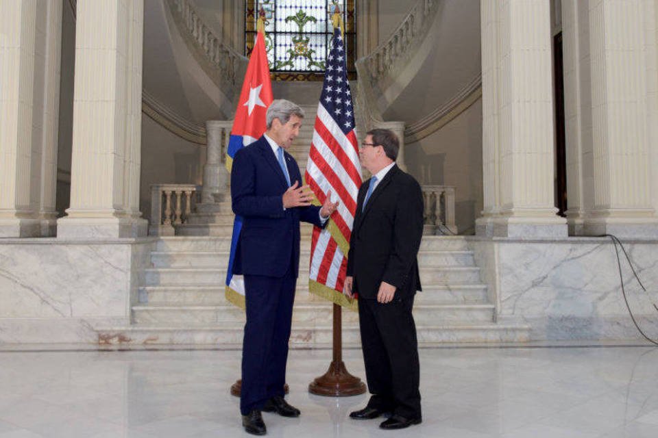 Cuba e EUA farão comissão para avançar em relação bilateral
