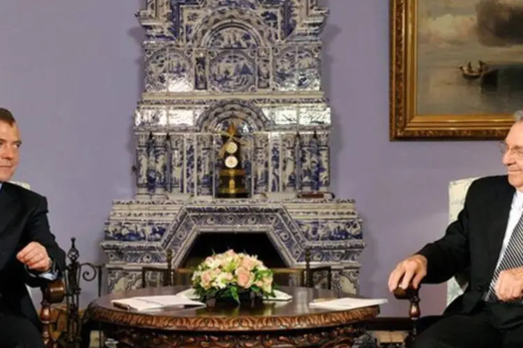 
	Medvedev recebe Ra&uacute;l Castro em Moscou: durante sua visita Medvedev depositar&aacute; flores na sexta-feira no Mausol&eacute;u do Soldado Internacionalista Sovi&eacute;tico, no oeste de Havana
 (AFP/ Yekaterina Shtukina)
