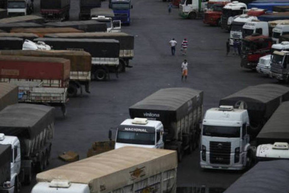 Cubatão volta atrás e suspende proibição em pátios