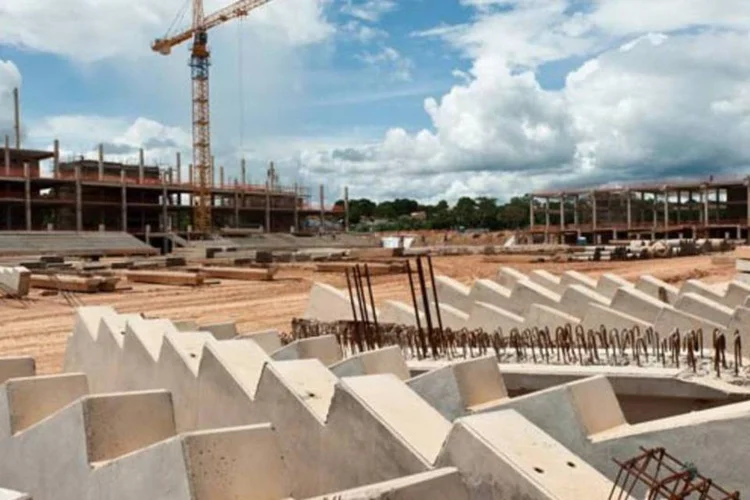 Em relação aos estádios, oito dos 12 ainda não chegaram à metade das obras (Monitoramento/Ministério do Esporte)