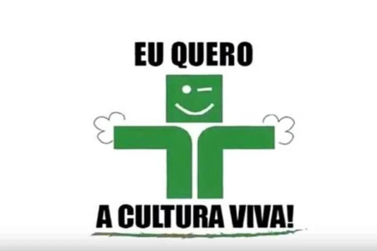 No vídeo, os profissionais pedem que o público que participe da campanha "Eu quero a TV Cultura viva" (Reprodução/YouTube)